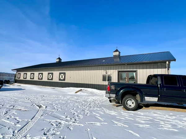 $575,000 | W10708 468th Avenue, Prescott, WI 54021