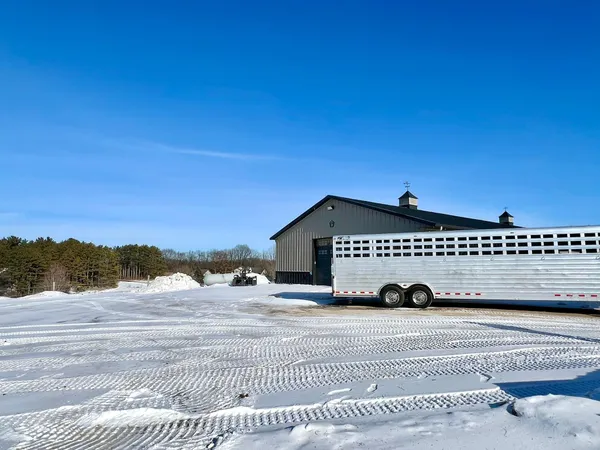 $575,000 | W10708 468th Avenue, Prescott, WI 54021