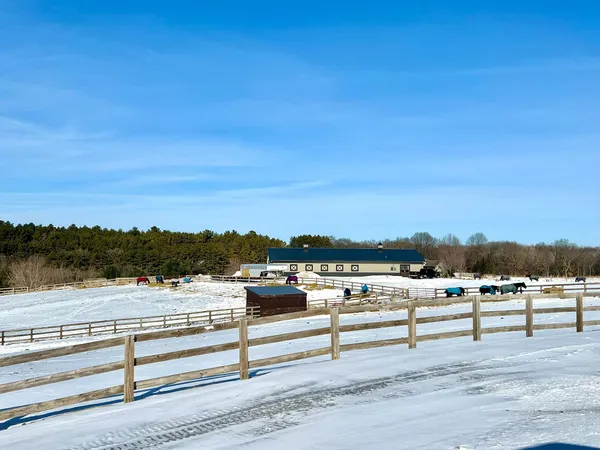 $575,000 | W10708 468th Avenue, Prescott, WI 54021