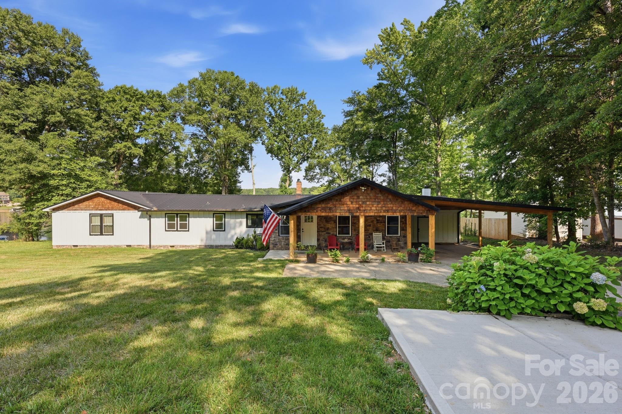 1367 Roundstone Road Sherrills Ford, NC 28673 - Photo 4 of 48