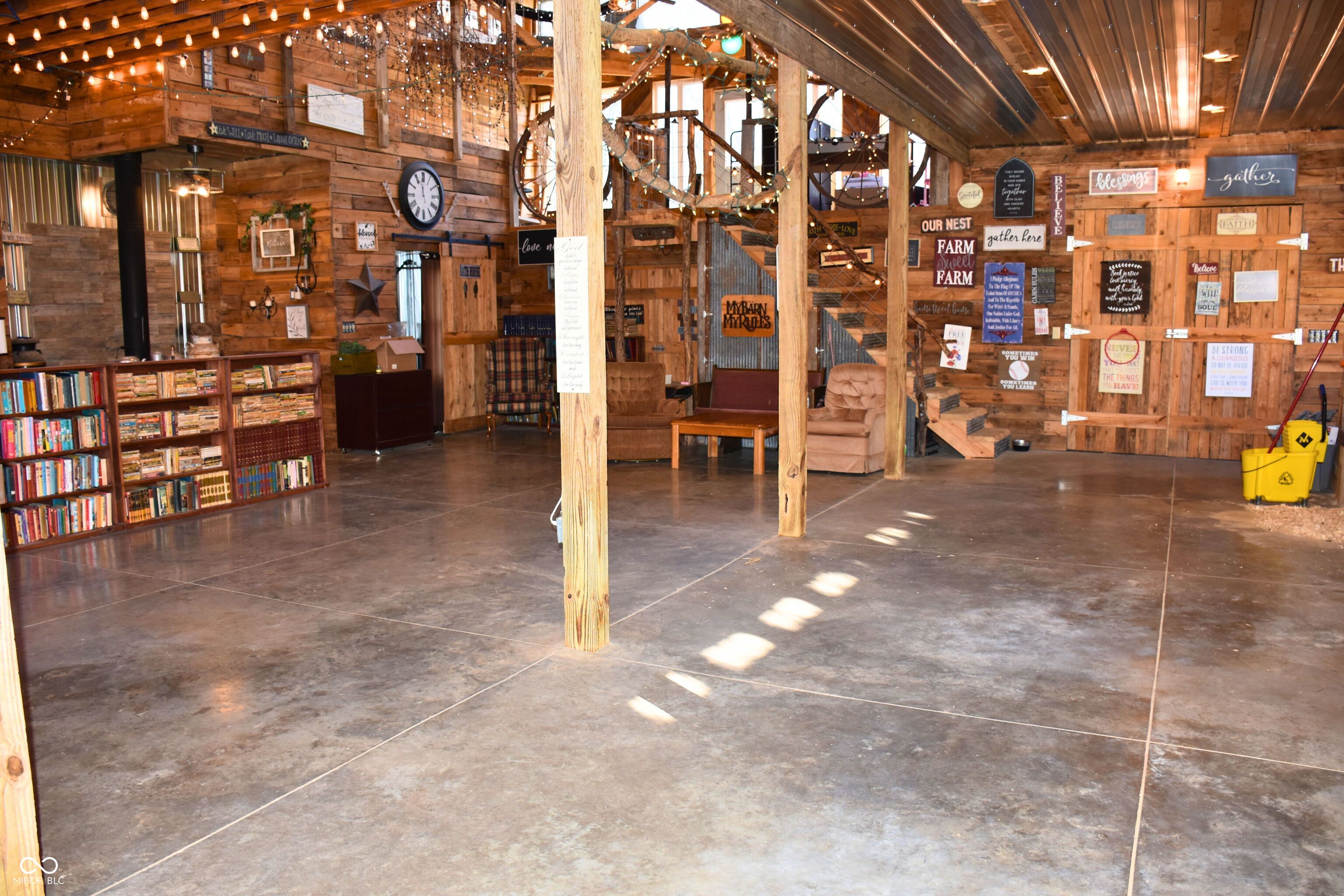 7730 Bear Creek Road Morgantown, IN 46160 - Photo 5 of 93