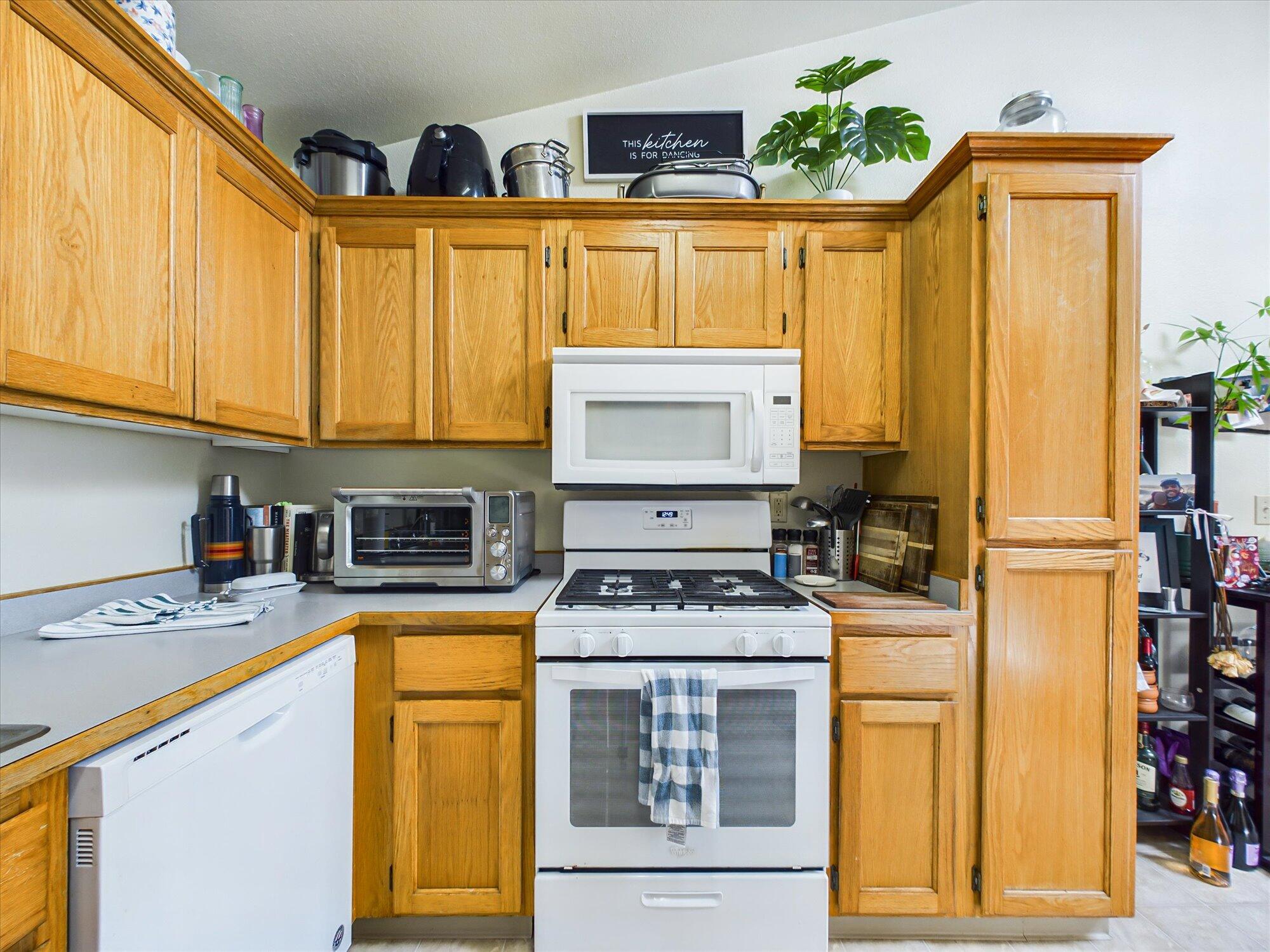 747 Hidden Creek Road Arcata, CA 95521 - Photo 18 of 63