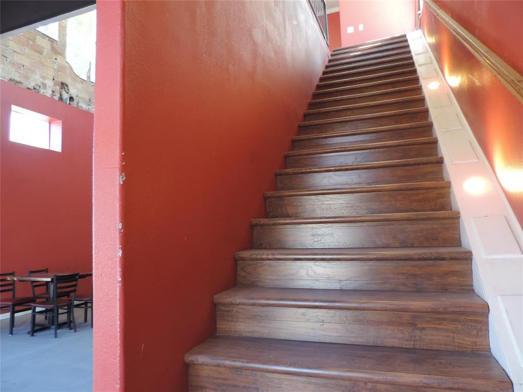 112 South Austin Street Ranger, TX 76470 - Photo 13 of 40 a view of entryway