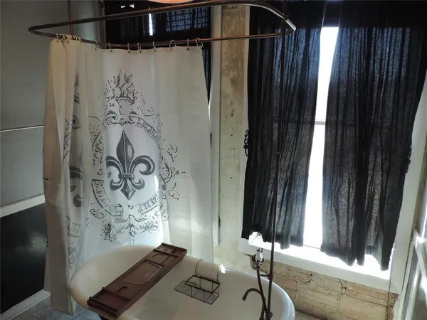 $250,000 | 112 South Austin Street, Ranger, TX 76470