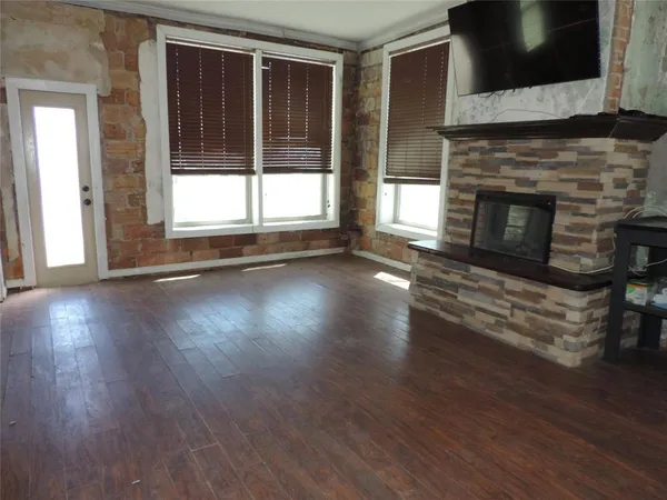 $250,000 | 112 South Austin Street, Ranger, TX 76470