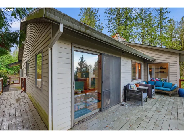 $939,900 | 21645 Southwest McCormick Hill Road, Hillsboro, OR 97123