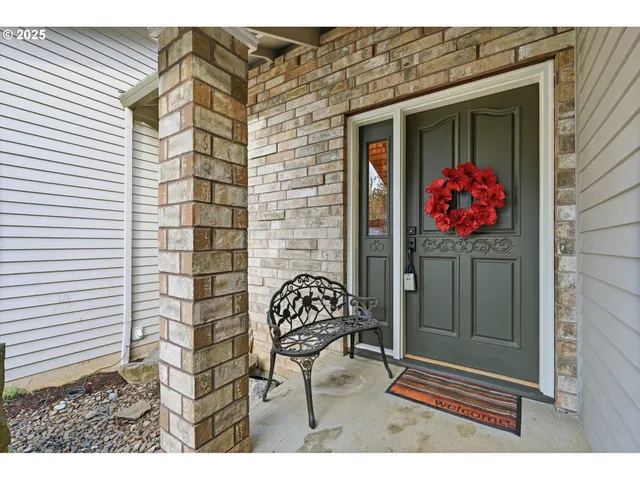 $939,900 | 21645 Southwest McCormick Hill Road, Hillsboro, OR 97123