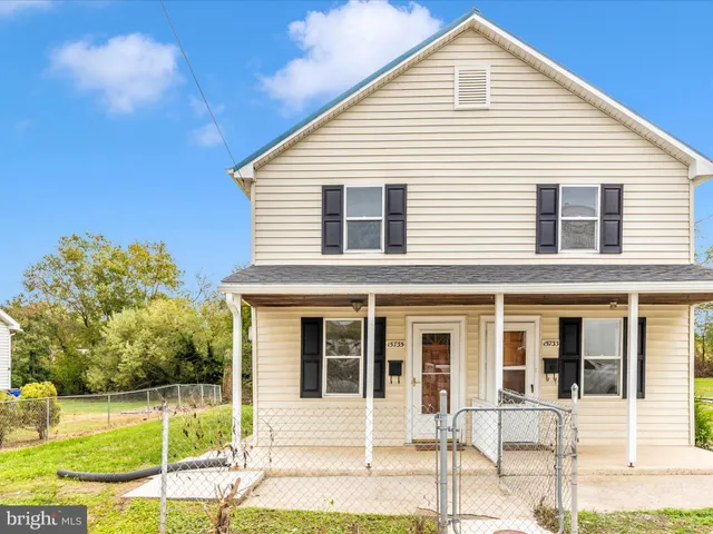 $300,000 | 15733-15735 Fenton Avenue, Williamsport, MD 21795