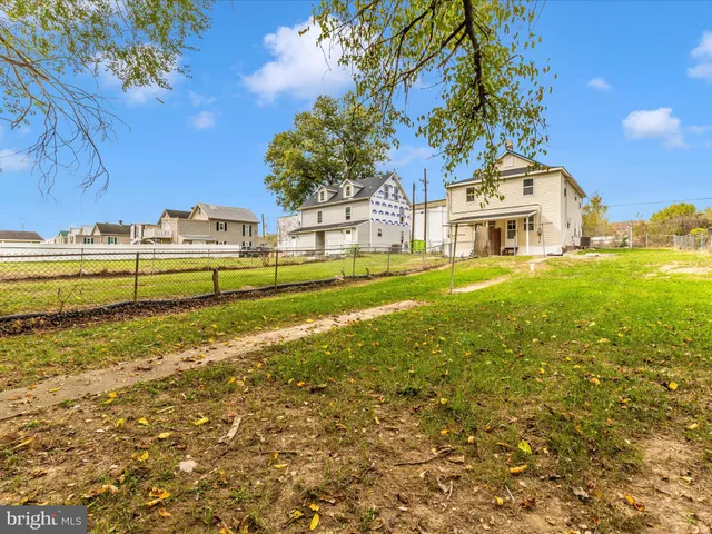 $300,000 | 15733-15735 Fenton Avenue, Williamsport, MD 21795