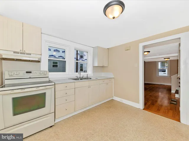 $300,000 | 15733-15735 Fenton Avenue, Williamsport, MD 21795