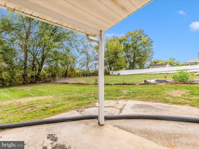 $300,000 | 15733-15735 Fenton Avenue, Williamsport, MD 21795