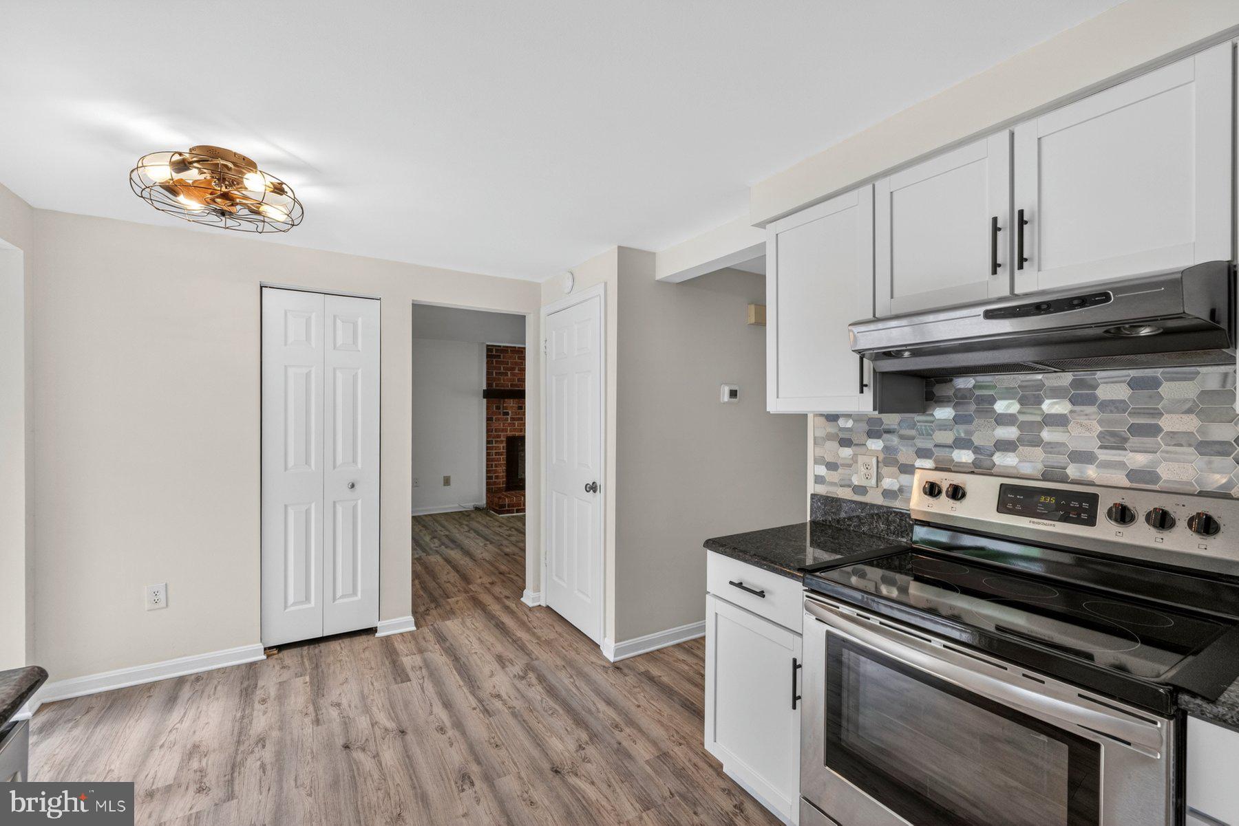 302 Spring Gate Court Mount Airy, MD 21771 - Photo 19 of 48