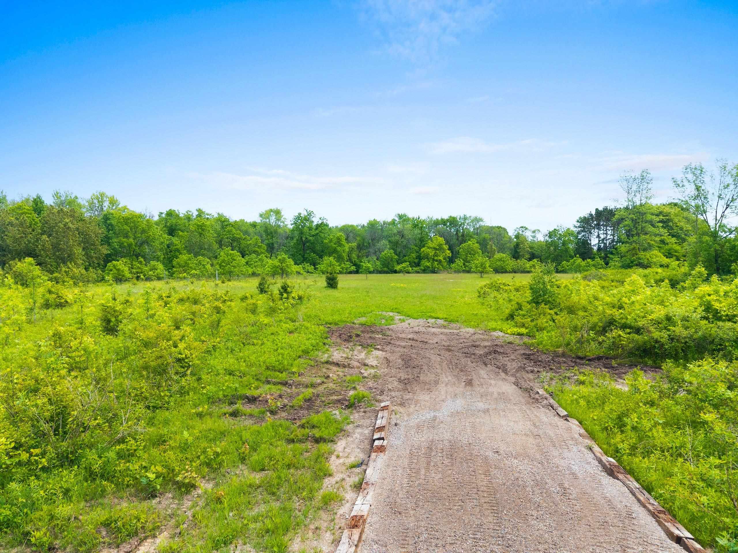4204 Topel Road Oconto, WI 54153 - Photo 11 of 19