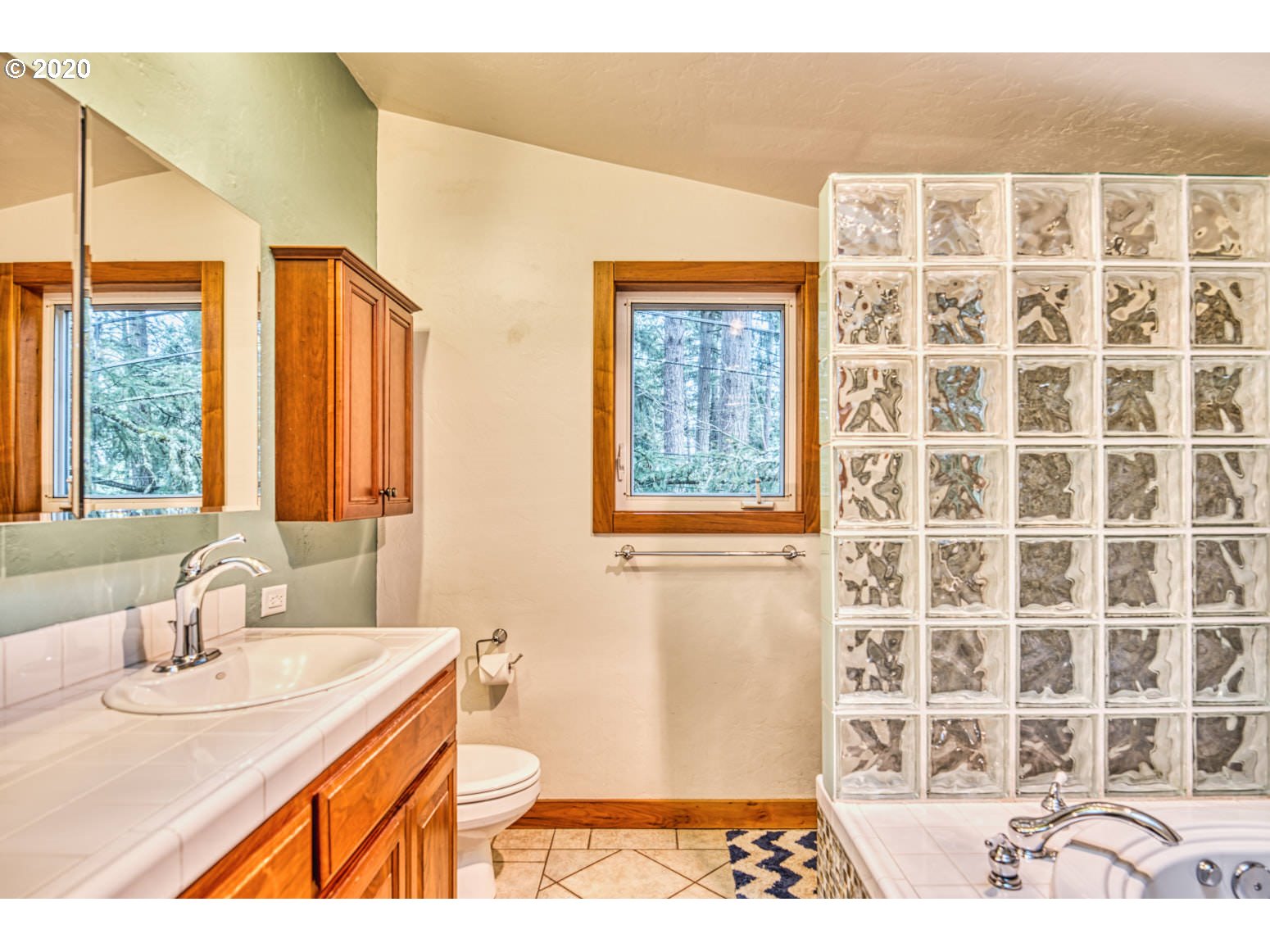 605 East 50th Avenue Eugene, OR 97405 - Photo 22 of 32