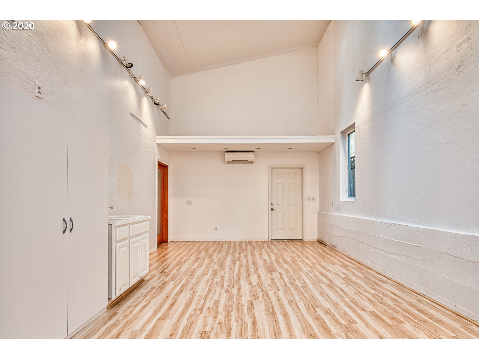 605 East 50th Avenue Eugene, OR 97405 - Photo 30 of 32