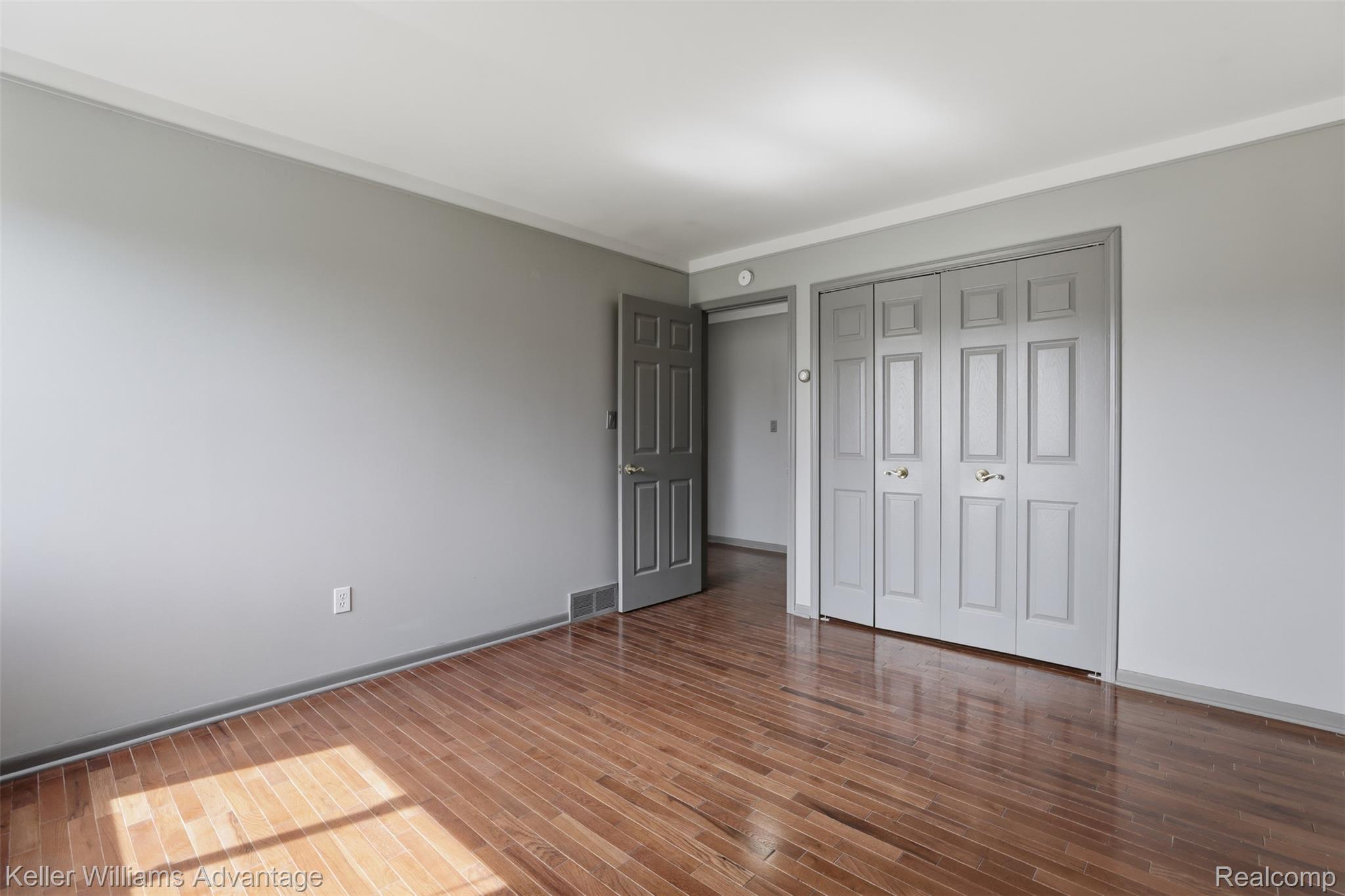 28800 Sibley Road Romulus, MI 48174 - Photo 28 of 60 34_28800 sibley rd-31.jpg