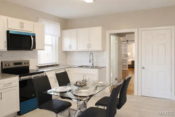 $325,000 | 1401 East Prairie Avenue, St. Louis, MO 63107