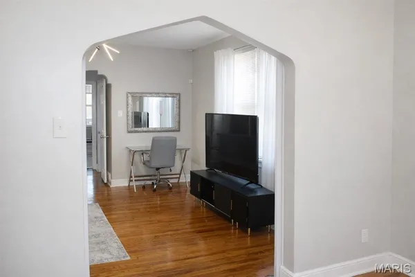 $325,000 | 1401 East Prairie Avenue, St. Louis, MO 63107