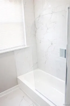 $325,000 | 1401 East Prairie Avenue, St. Louis, MO 63107