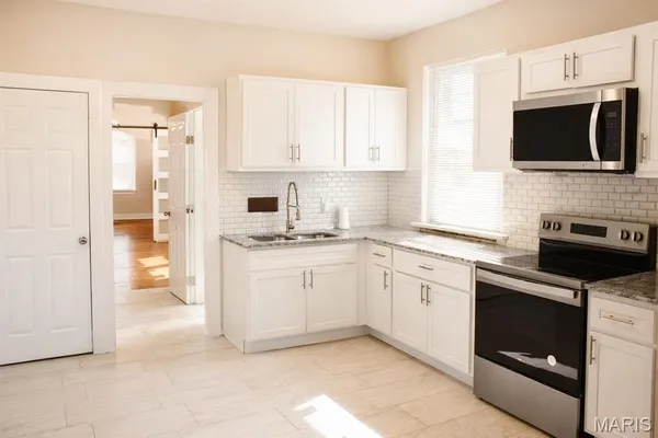 $325,000 | 1401 East Prairie Avenue, St. Louis, MO 63107