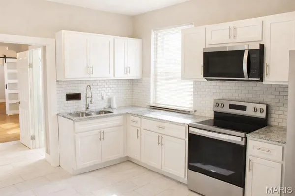 $325,000 | 1401 East Prairie Avenue, St. Louis, MO 63107