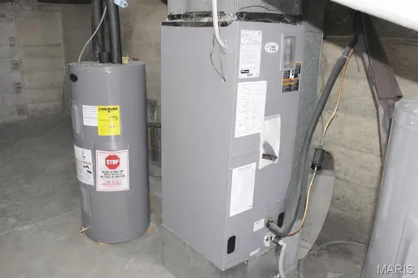 $325,000 | 1401 East Prairie Avenue, St. Louis, MO 63107