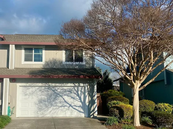 $575,000 | 30 Regents Circle, Rohnert Park, CA 94928
