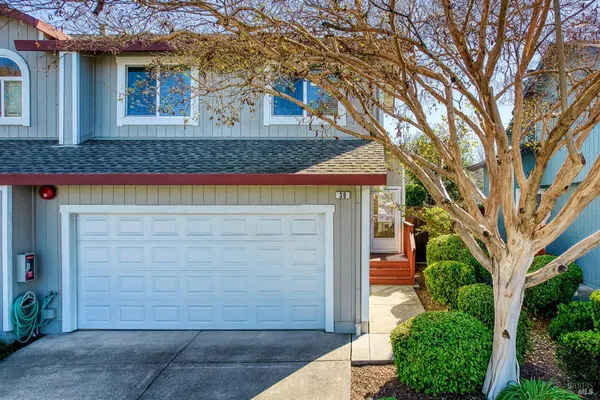 $575,000 | 30 Regents Circle, Rohnert Park, CA 94928