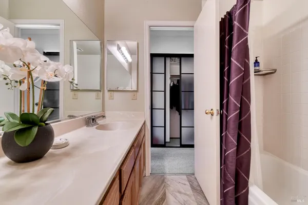 $575,000 | 30 Regents Circle, Rohnert Park, CA 94928