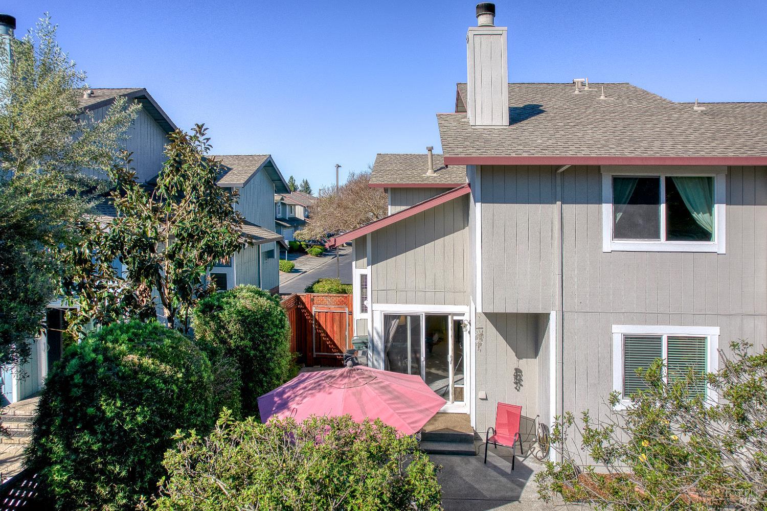 30 Regents Circle Rohnert Park, CA 94928 - Photo 38 of 43