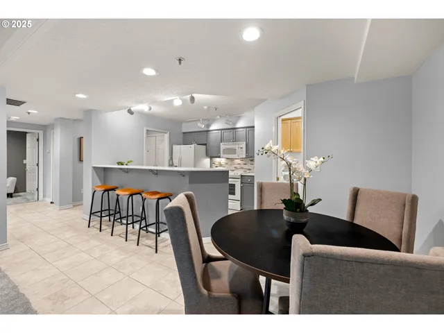 $299,000 | 15420 Northeast Knott Street, Unit 2, Portland, OR 97230