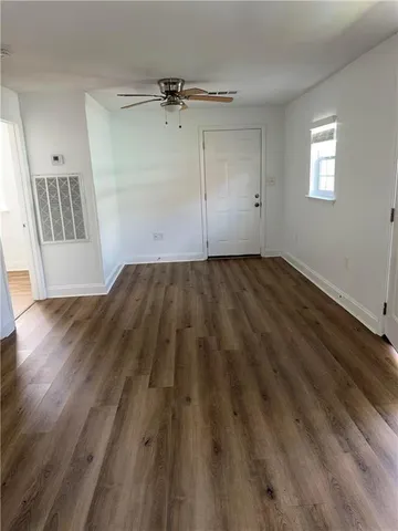 $1,100 | 1116 1/2 5th Street, Unit BACK, Gretna, LA 70053