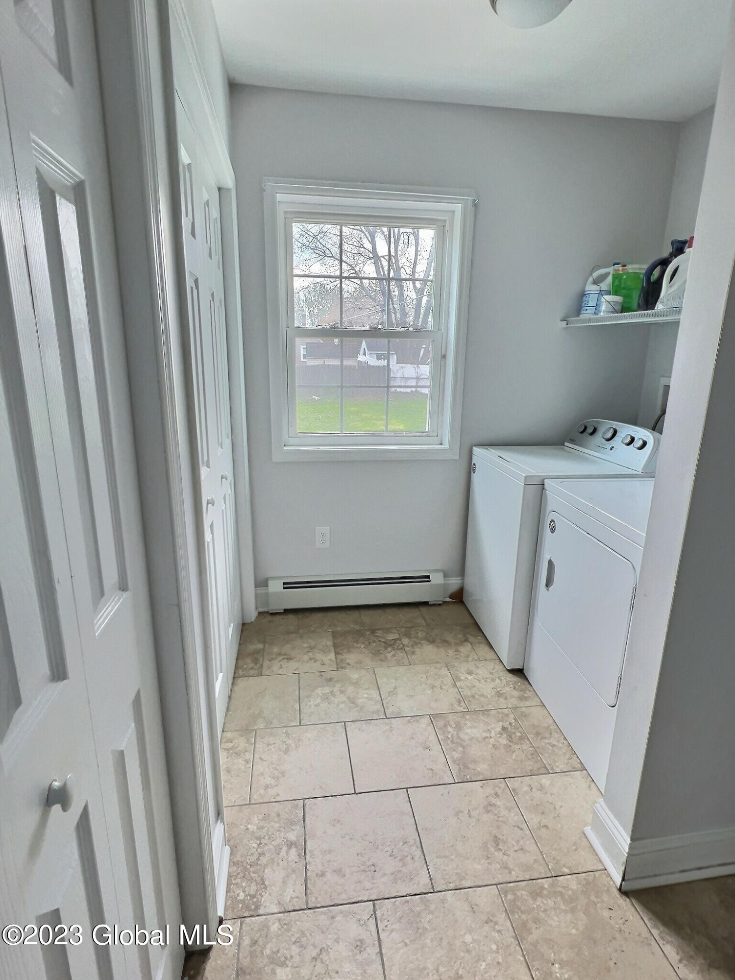 2045 Careleon Road Rotterdam, NY 12303 - Photo 11 of 40 exposio_128286387