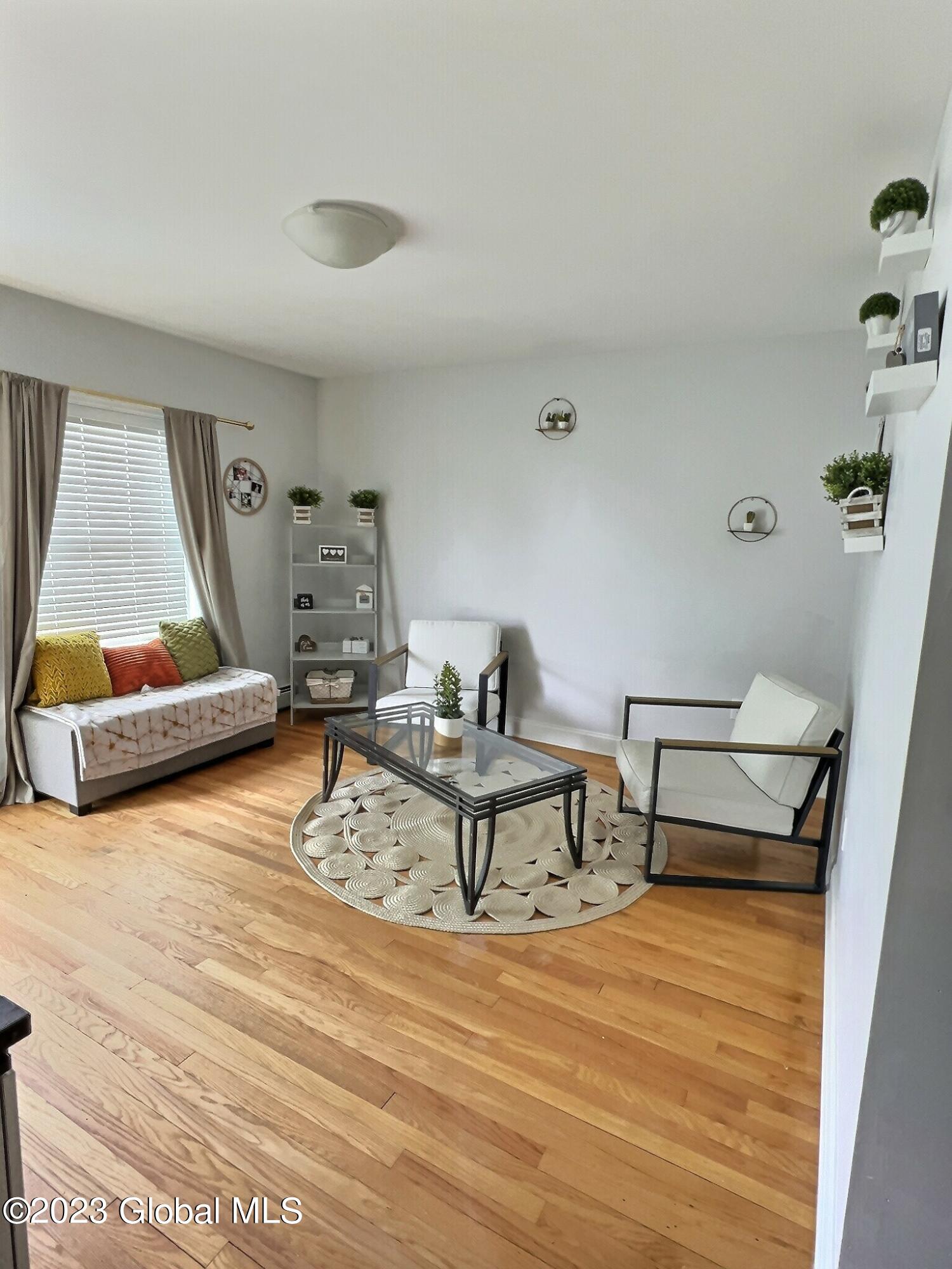2045 Careleon Road Rotterdam, NY 12303 - Photo 13 of 40 exposio_128286286