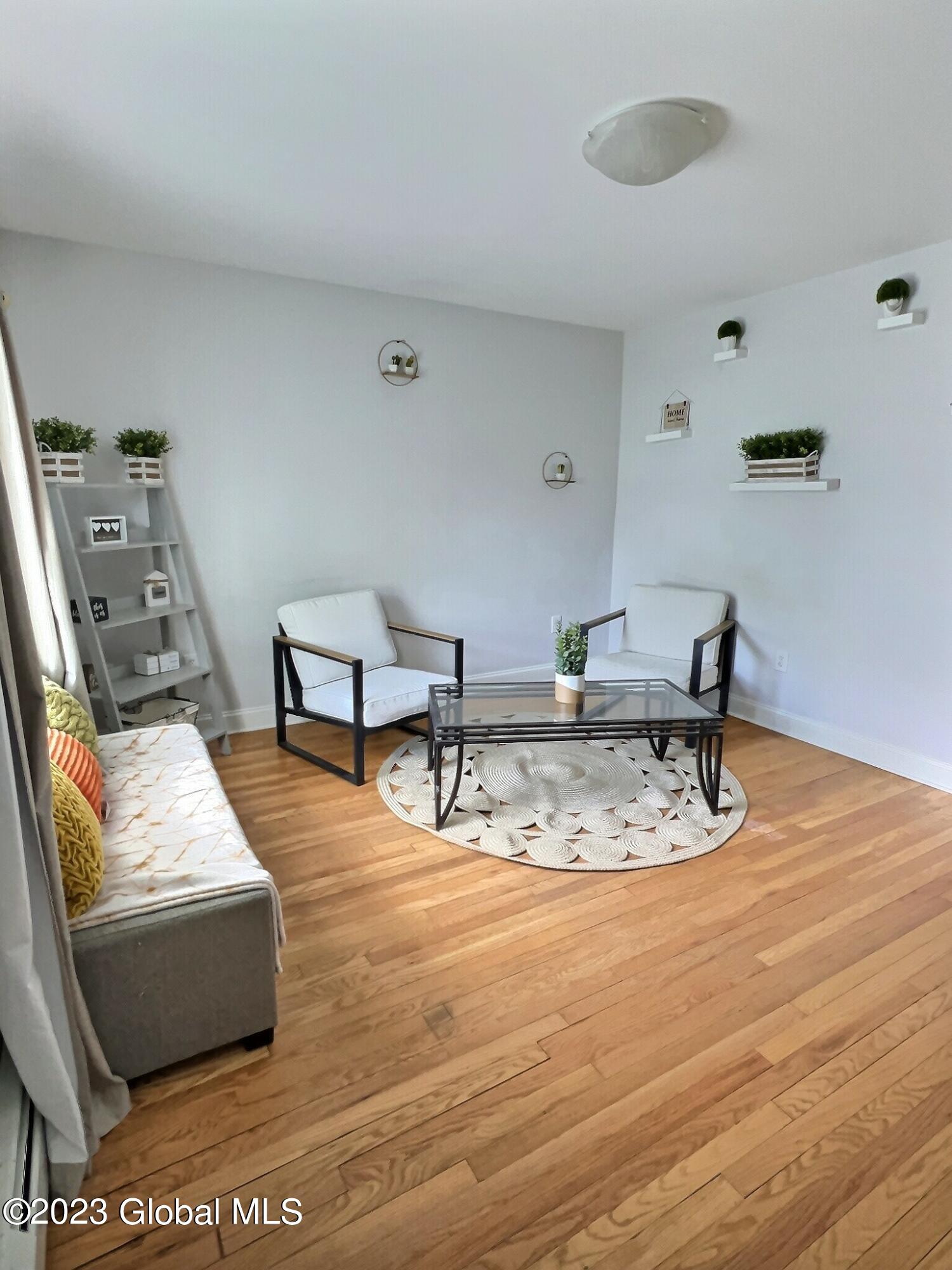 2045 Careleon Road Rotterdam, NY 12303 - Photo 18 of 40 exposio_128286304