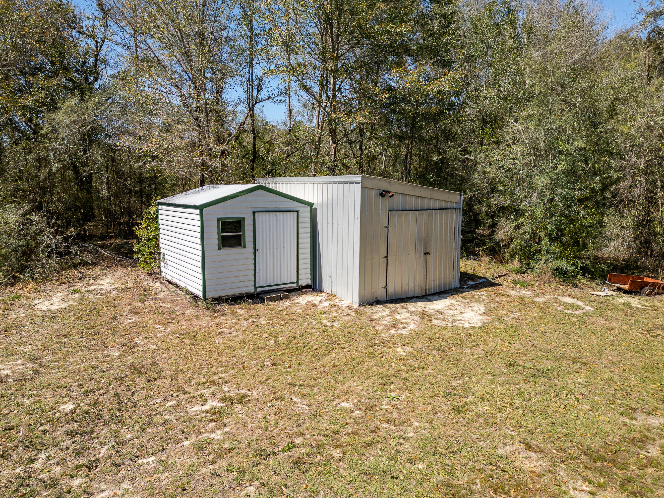 5686 Griffith Cemetery Road Baker, FL 32531 - Photo 47 of 52 a view of a garage