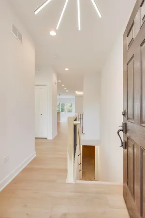 $659,900 | 805 West Poplar Street, Palatine, IL 60067