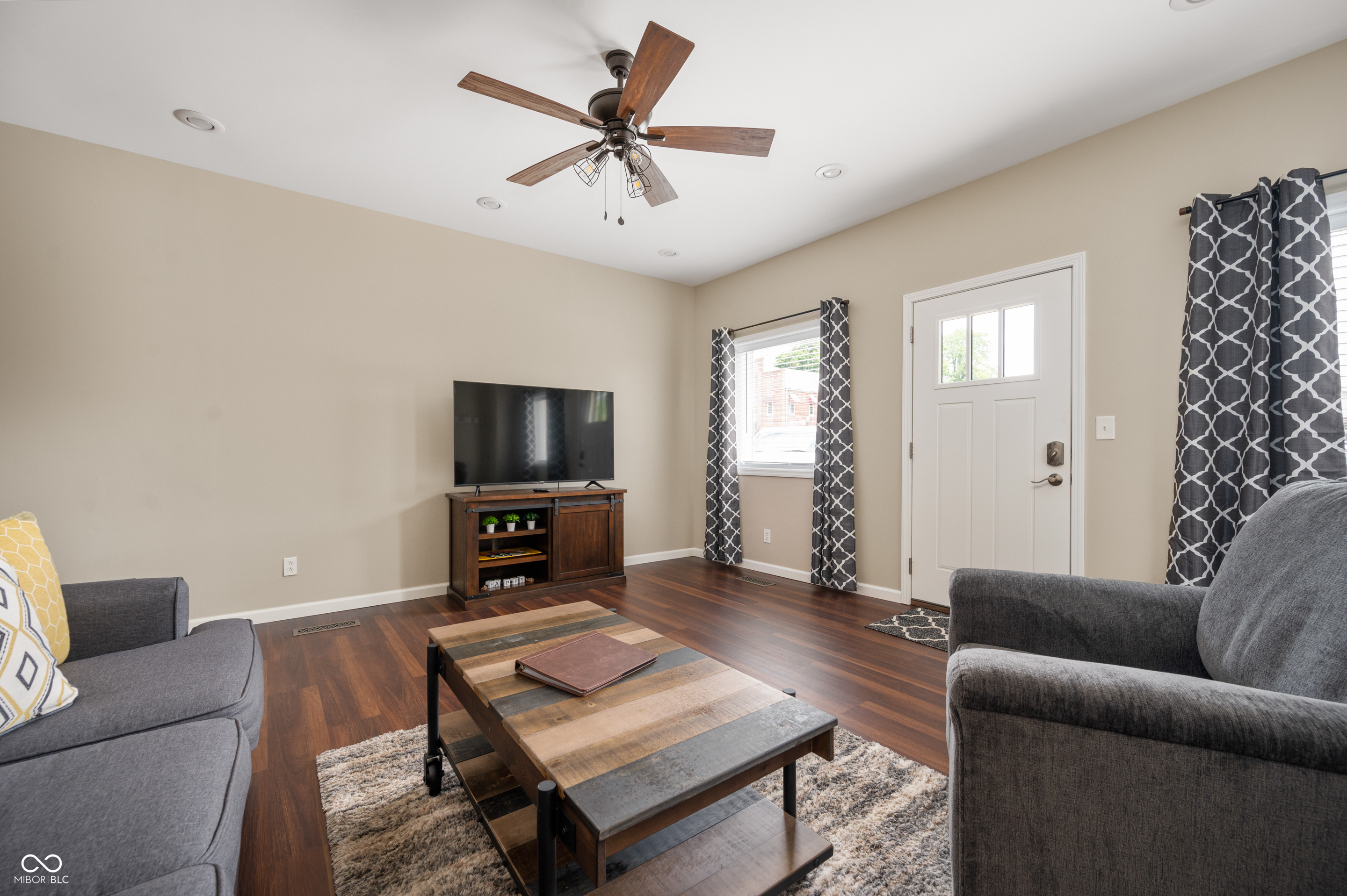 16 North Washington Street Knightstown, IN 46148 - Photo 5 of 33