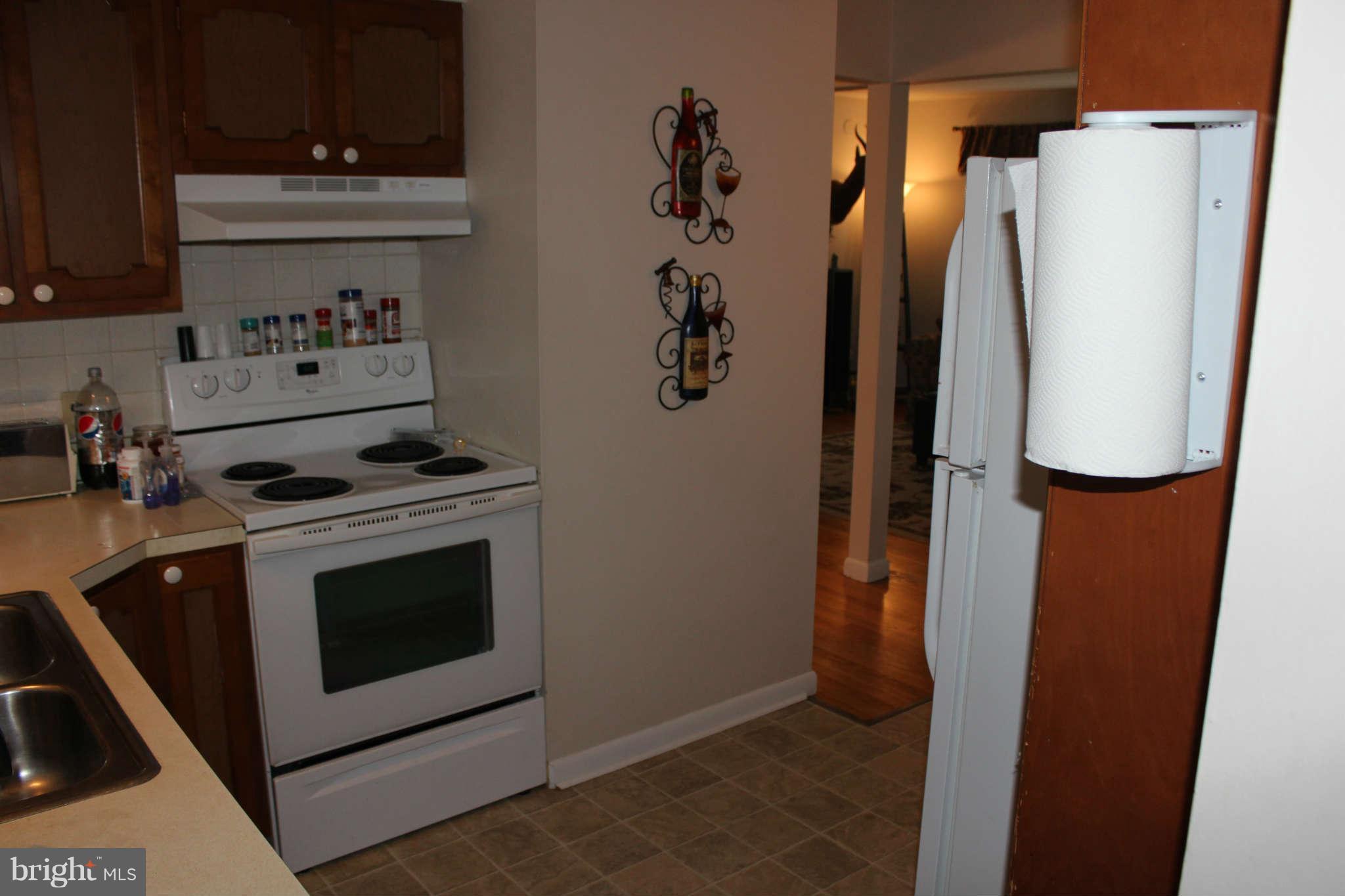 217 Ridge Road Winchester, VA 22602 - Photo 3 of 18 Kitchen