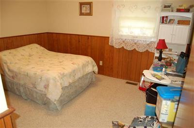 1618 Raleigh Road Lexington, KY 40505 - Photo 14 of 29 The 2nd bedroom