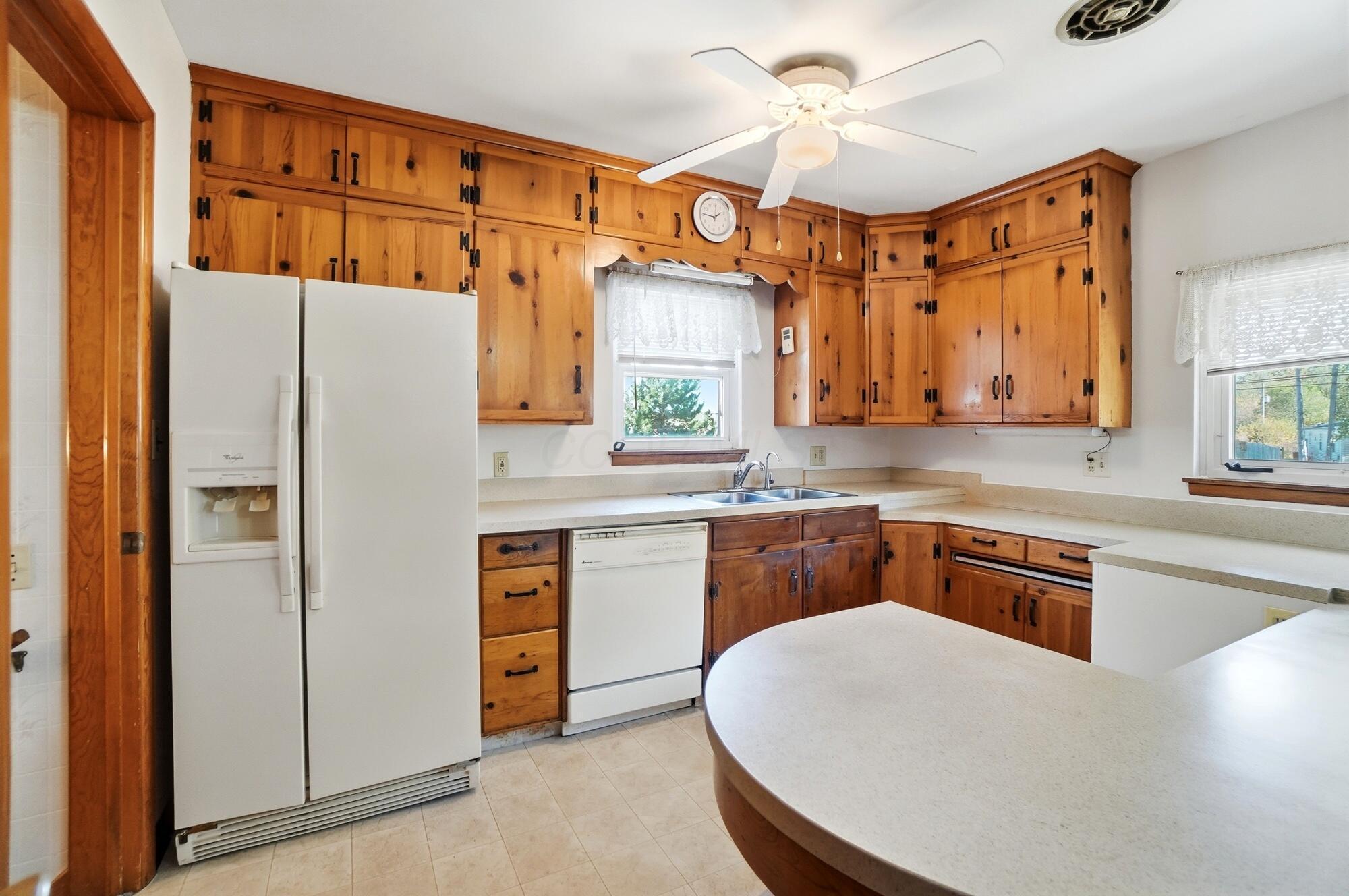 6585 Ottawa Road Lima, OH 45807 - Photo 9 of 50 Kitchen