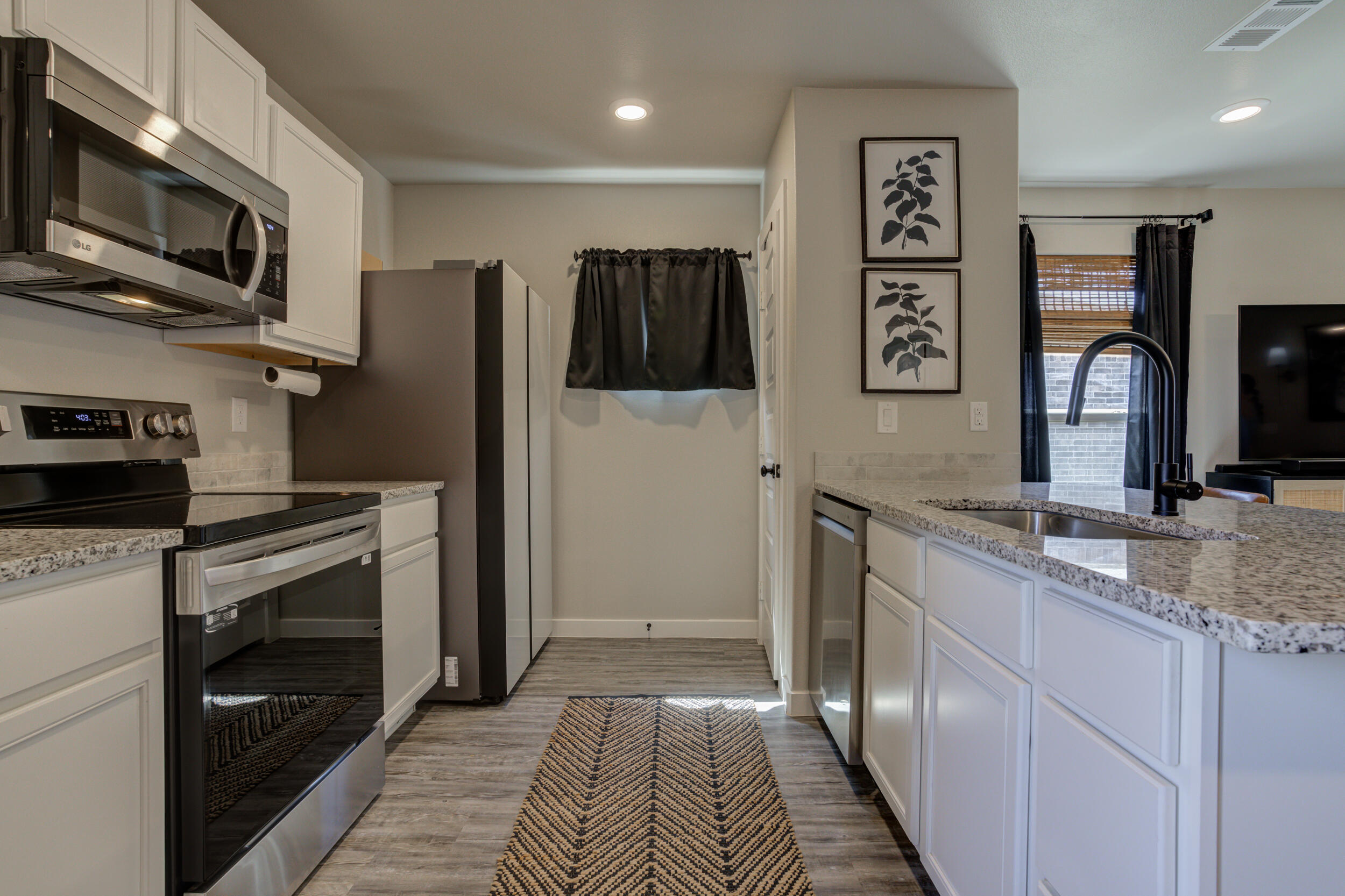 7413 37th Street Lubbock, TX 79407 - Photo 24 of 40 3DSC01626_27_28_29_30