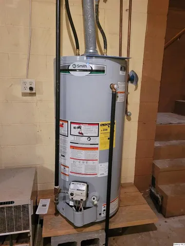 $150,000 | 3 Lynn-Rose Heights Drive, Mount Sterling, IL 62353