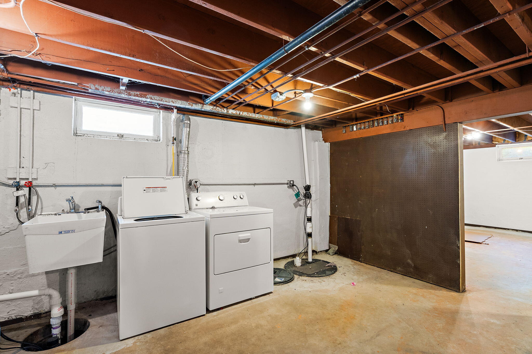 419 Hemlock Lane Crown Point, IN 46307 - Photo 22 of 34 2048x1365
