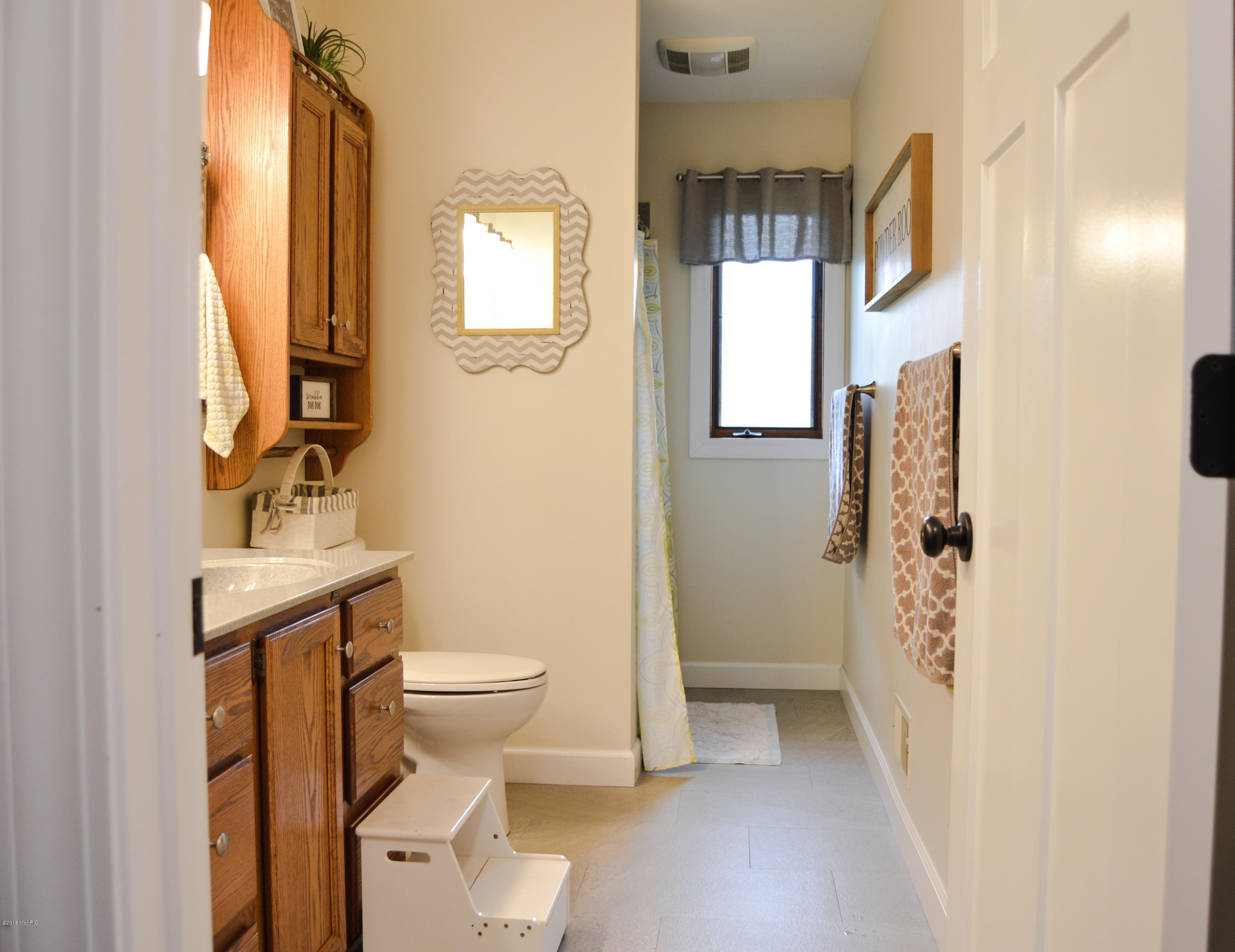 170 10 Mile Road Northwest Sparta, MI 49345 - Photo 14 of 43 Master bath