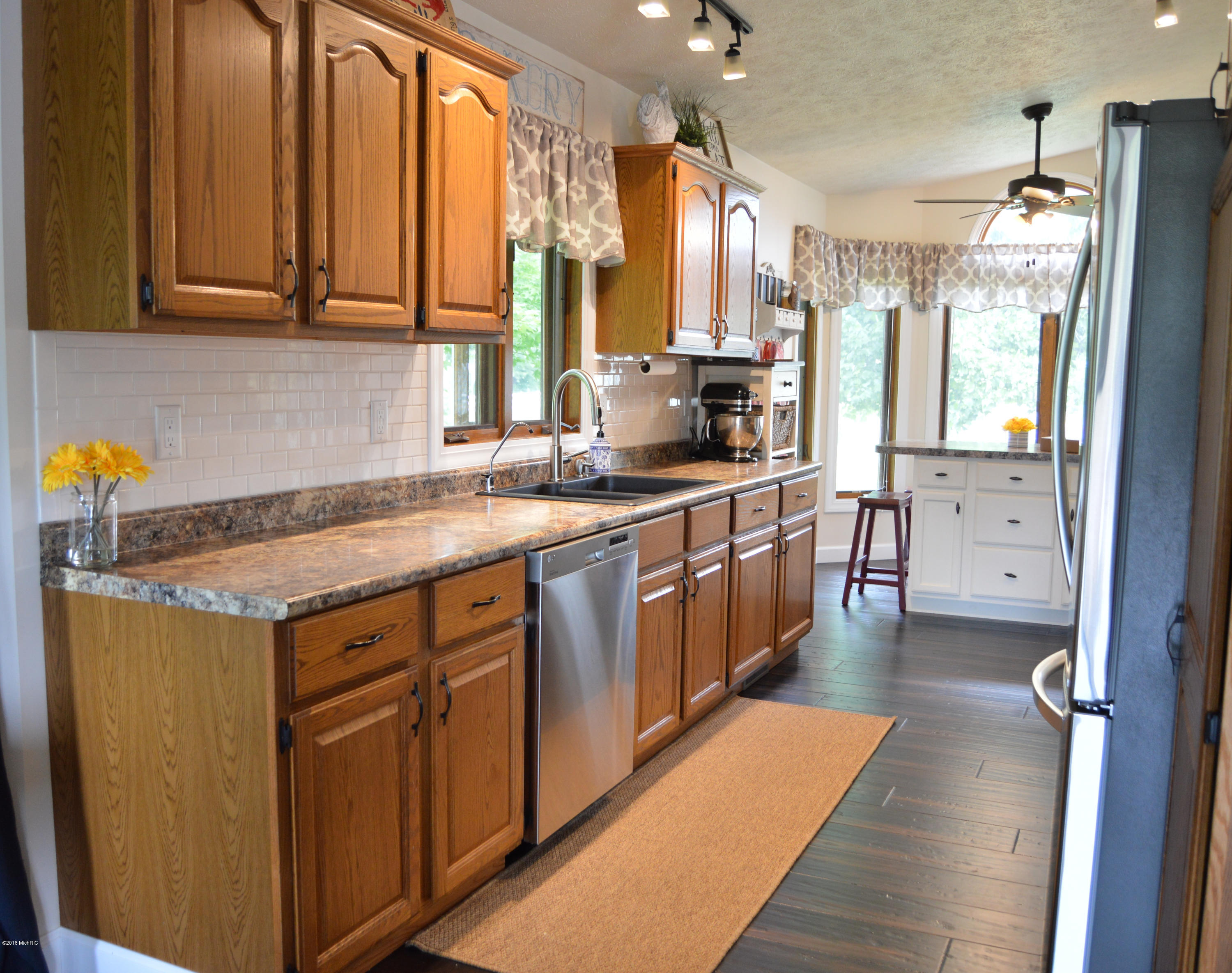 170 10 Mile Road Northwest Sparta, MI 49345 - Photo 8 of 43 kitchen