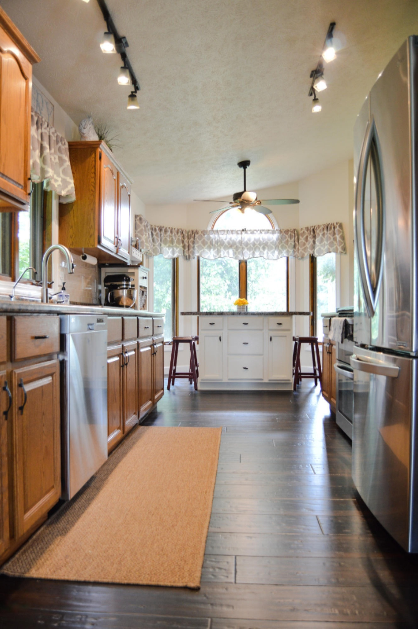 170 10 Mile Road Northwest Sparta, MI 49345 - Photo 9 of 43 kitchen