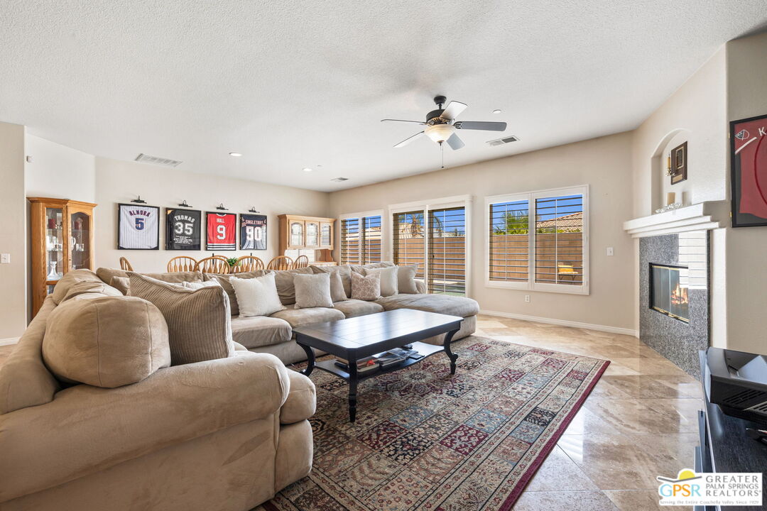827 Alta Ridge Palm Springs, CA 92262 - Photo 12 of 37