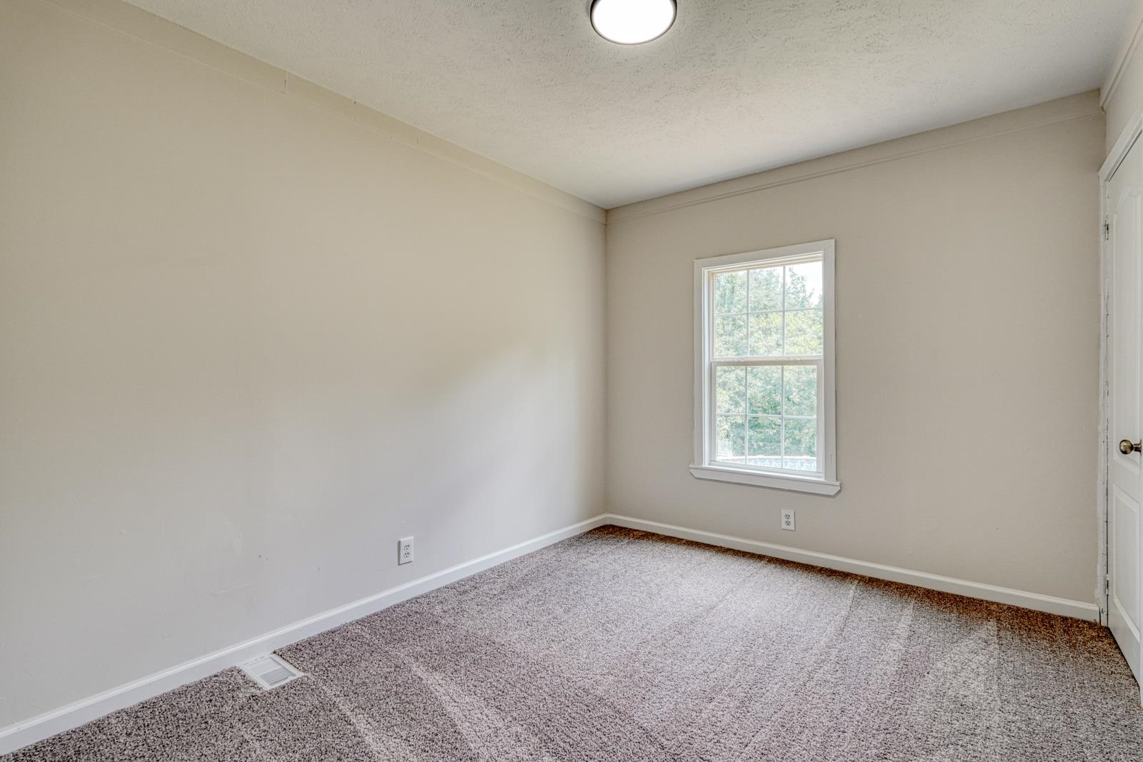 4065 Glenn Springs Road Pauline, SC 29374 - Photo 14 of 25 Gallery Image 14