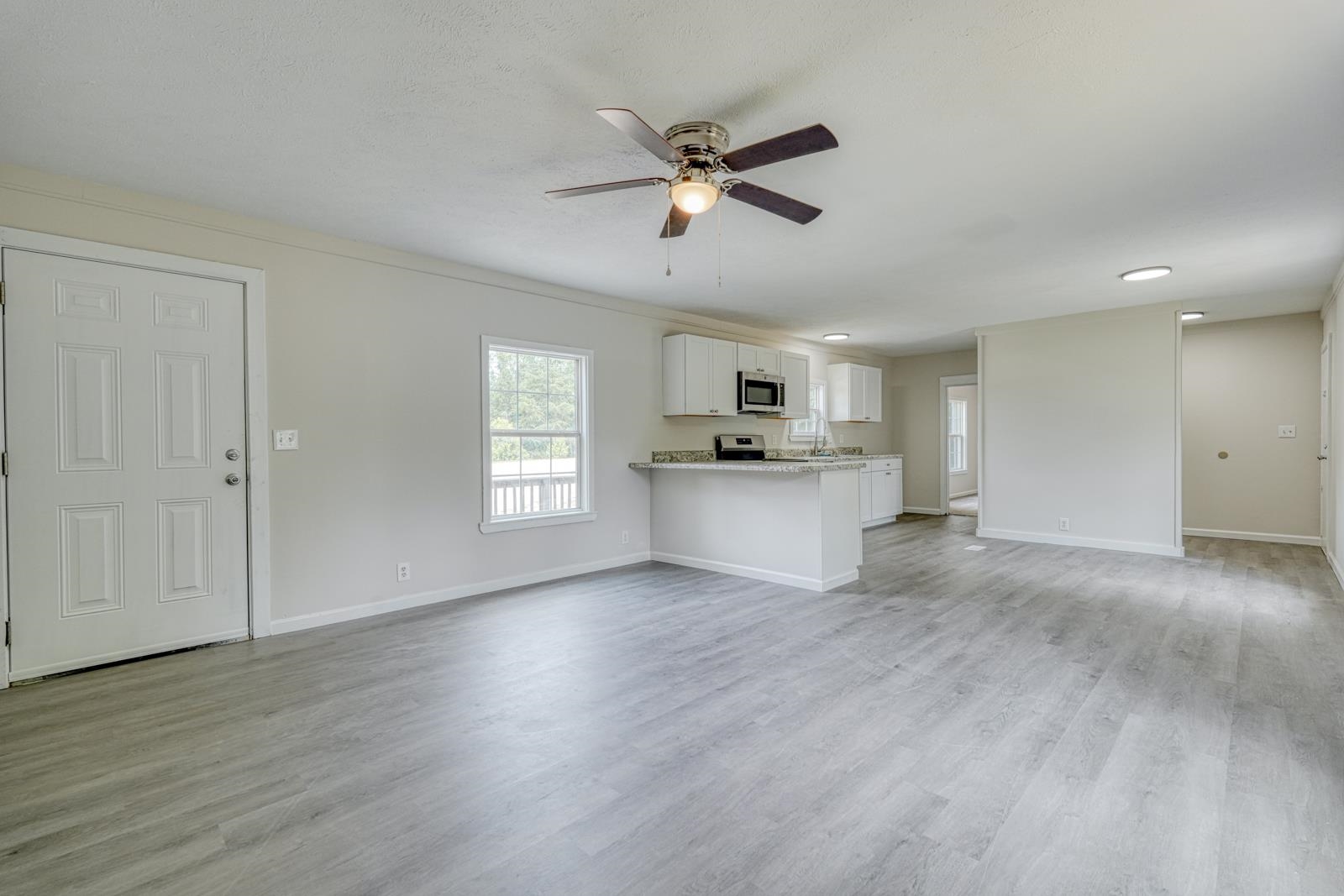 4065 Glenn Springs Road Pauline, SC 29374 - Photo 4 of 25 Gallery Image 4